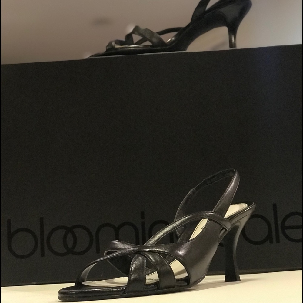 Naturalizer sandals